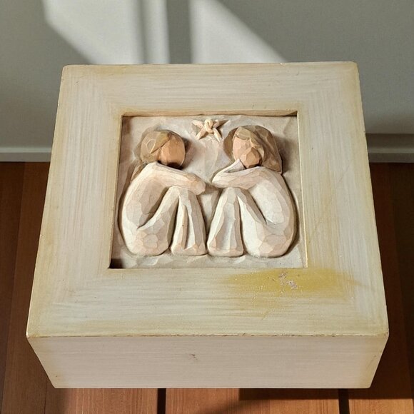 Willow Tree Other - FLAWED WILLOW TREE Susan Lordi Friendship Trinket Box ~ Demdaco (2005)